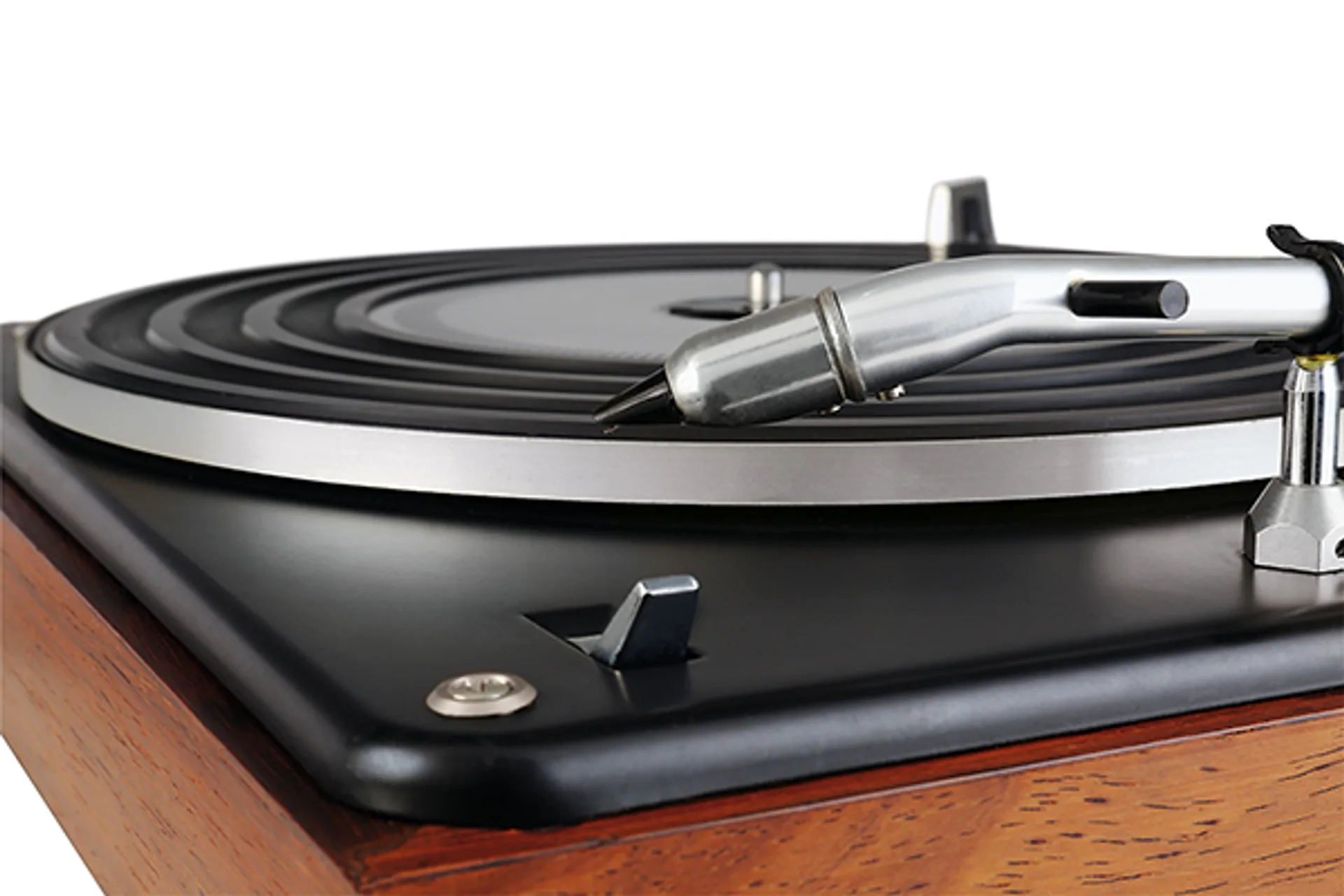 Close-up of vintage Bang Olufsen Beogram 1000 front wood plinth with raised chrome BEOGRAM 1000 lettering and black top plat…