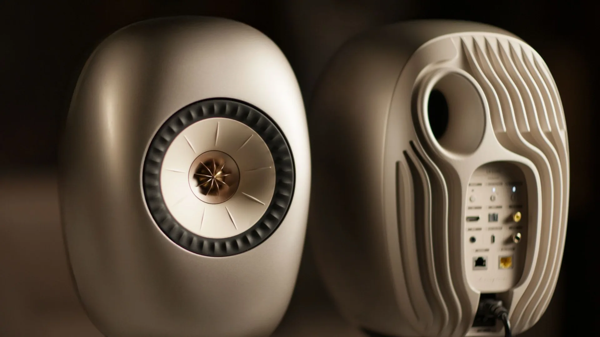 KEF LS LUXE Dusk Titanium front Uni-Q driver and rear port connectivity panel